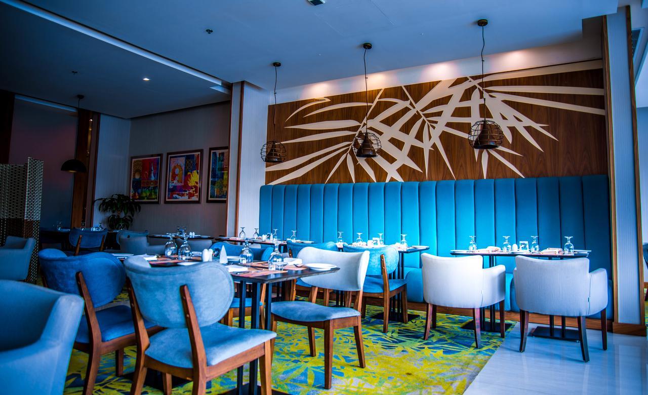 Novotel Yanbu Albahr Exterior photo