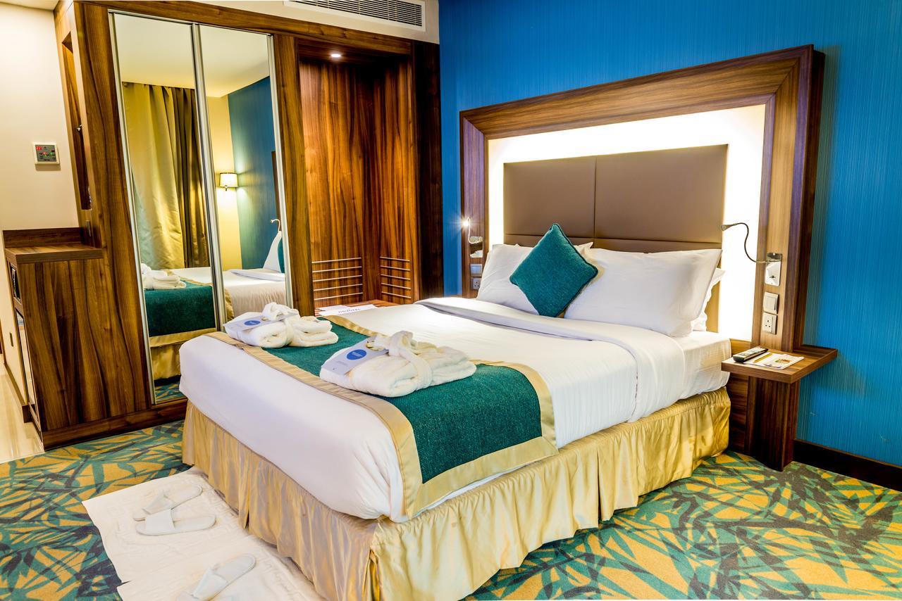 Novotel Yanbu Albahr Exterior photo